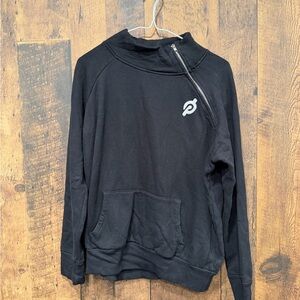 Peloton women’s black pullover large